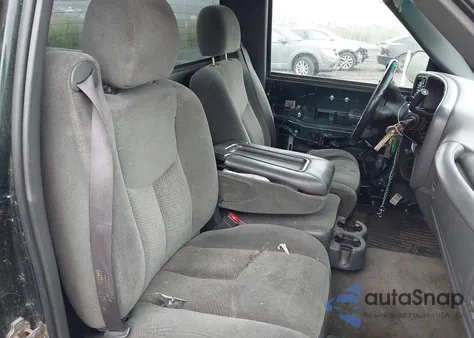 2004 Chevrolet Silverado 1500 Z71 из США, поврежденный, VIN 1GCEK14T84E219016